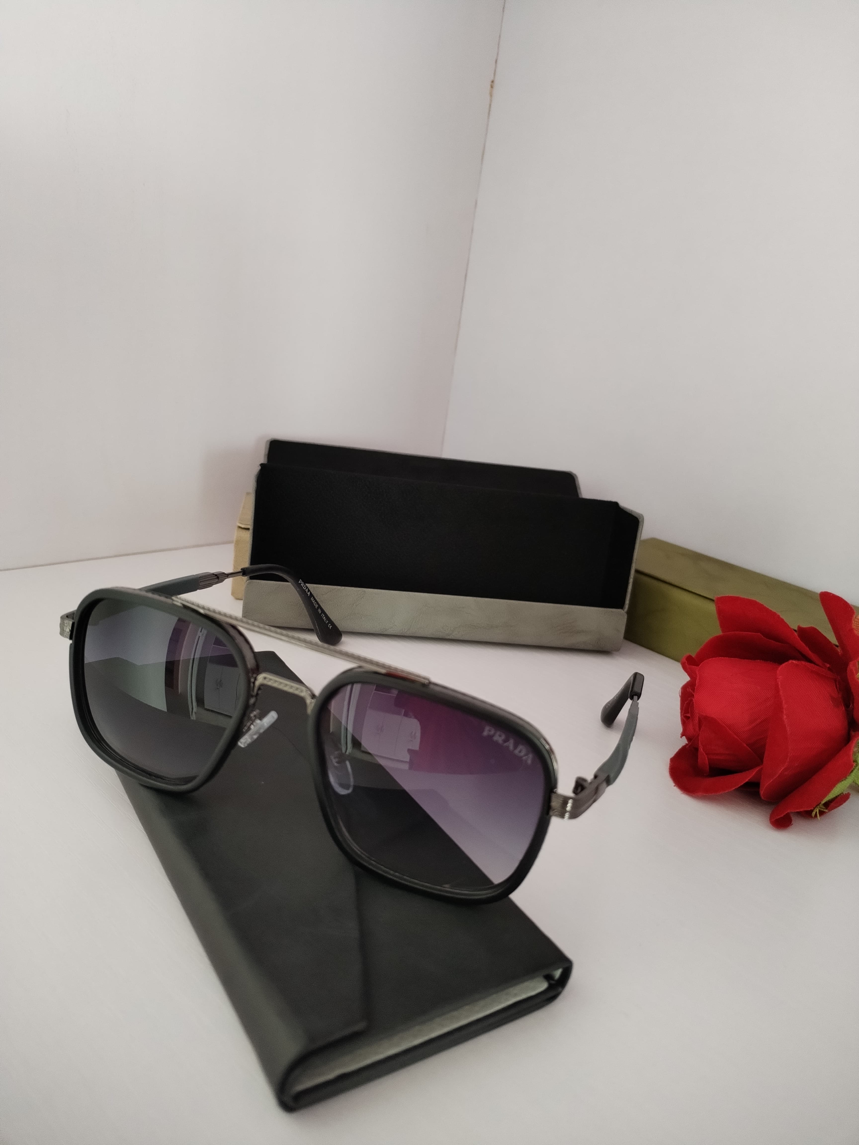 PRADA